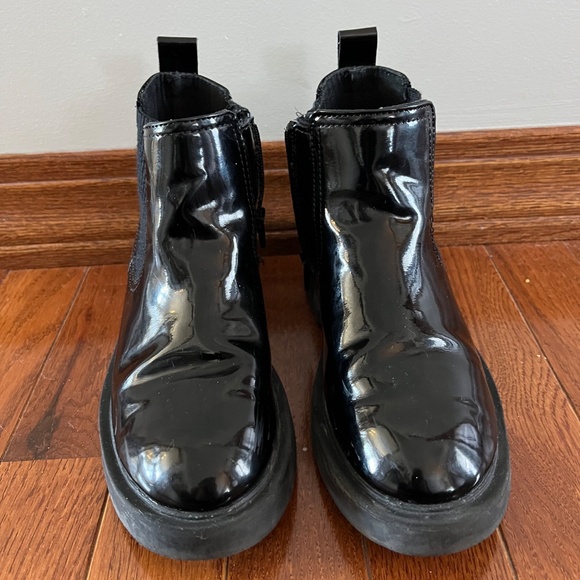 Zara Girls patent Chelsea boots size 1 - Picture 4 of 4